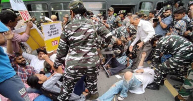 Police remove Communist Party of India (Marxist) workers protesting against the Agnipath scheme in New Delhi on June 19, 2022. Photo: CPI (M) [ Representational Image ]