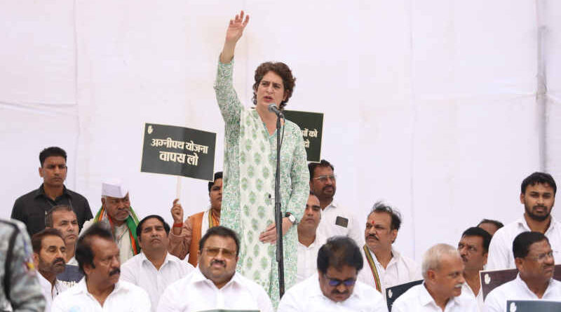 Congress leaders led by Priyanka Gandhi hold protest against the Agnipath scheme in New Delhi on June 19, 2022. Photo: Congress