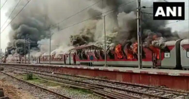 Agnipath recruitment scheme in India: Protesters set a train ablaze at Luckeesarai Junction. Photo: ANI / Mint