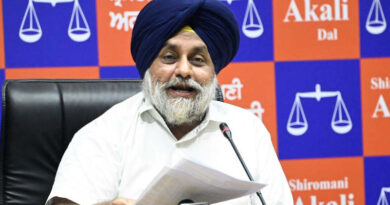 President of the Shiromani Akali Dal (SAD) Sukhbir Singh Badal held a press conference on August 25, 2022 to reveal details of the alleged liquor scam in Punjab. Photo: SAD