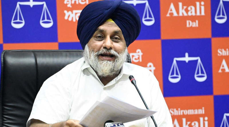 President of the Shiromani Akali Dal (SAD) Sukhbir Singh Badal held a press conference on August 25, 2022 to reveal details of the alleged liquor scam in Punjab. Photo: SAD