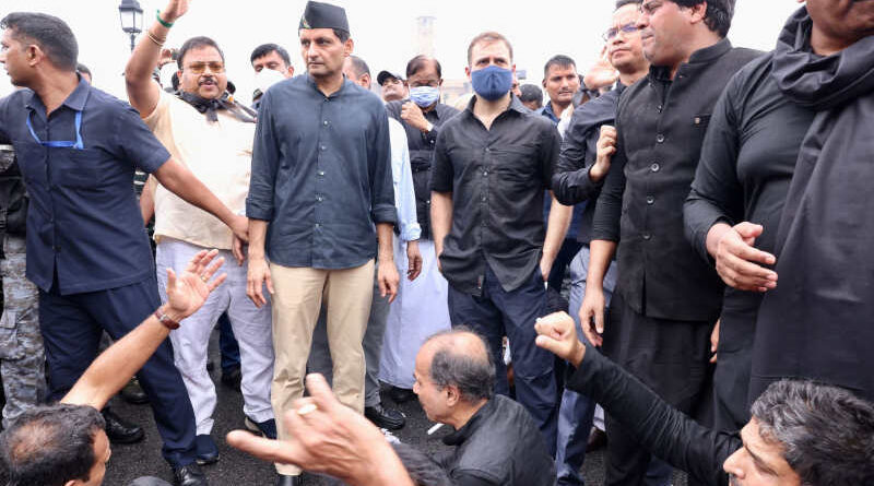 Congress leader Rahul Gandhi leading a protest against Modi regime in New Delhi on August 5, 2022. Photo: Congress