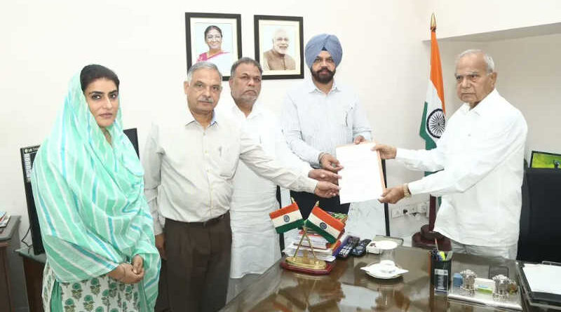 A delegation led by Shiromani Akali Dal (SAD) leader Manpreet Ayali urged Punjab Governor on September 30, 2022 to stop AAP from squandering public funds on a PR (public relations) exercise aimed at furthering its party agenda at the cost of Punjabis. Photo: SAD