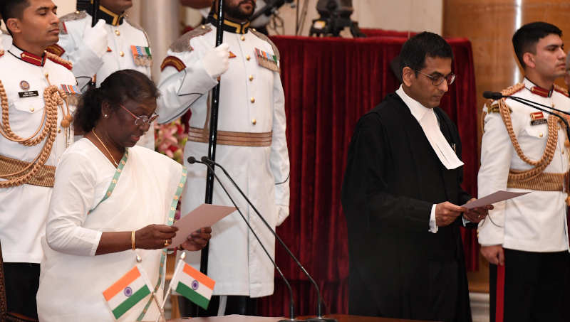 The President of India, Smt. Droupadi Murmu, administering the oath of office to Dr. Justice Dhananjaya Yashwant Chandrachud as the Chief Justice of the Supreme Court of India at a swearing-in ceremony, in Rashtrapati Bhavan on November 9, 2022. Photo: PIB (file photo)