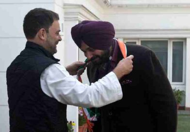 Navjot Sidhu’s Push for Chief Ministerial Nomination Paves Way for Political Reentry in Punjab Navjot Sidhu’s Push for Chief Ministerial Nomination Paves Way for Political Reentry in Punjab