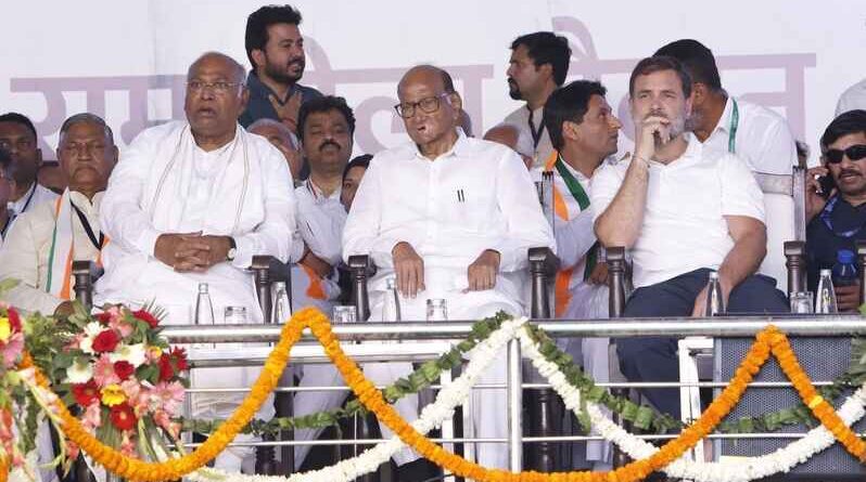 The opposition parties of India held a political rally in New Delhi on March 31, 2024. Photo: Congress