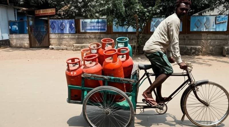 A man pulling gas cylinders on a cycle rickshaw. Representational image created with Google AI image generator. Photo: RMN News Service
