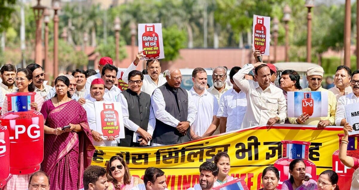 Congress holding a protest on March 12, 2026 against the Modi regime’s inability to ensure LPG supply in the country. Photo: Congress