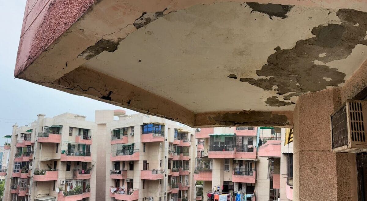 Managing Committee (MC) Negligence Causing Structural Collapse of Him Hit CGHS Building. Photo: Residents of Him Hit CGHS, Sadbhavna Apartments, Sector 22, Dwarka, New Delhi.
